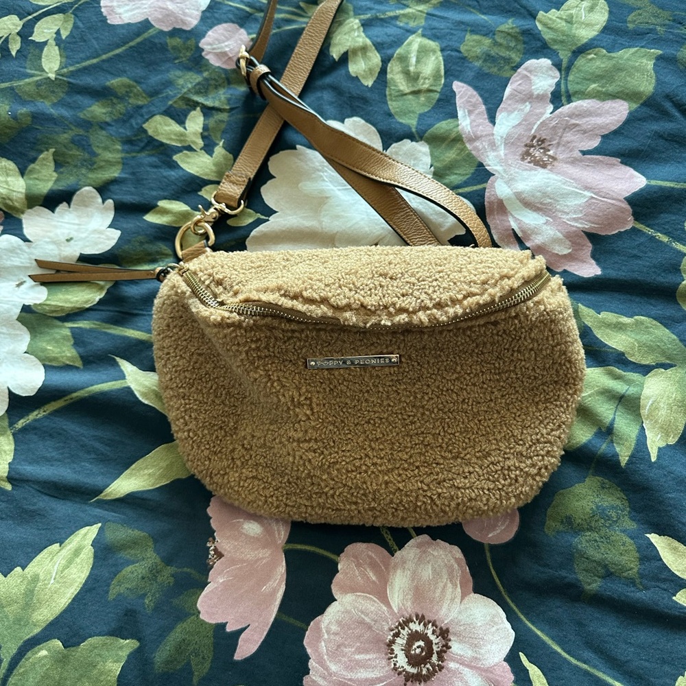 Poppy & Peonies Sherpa Side Kick